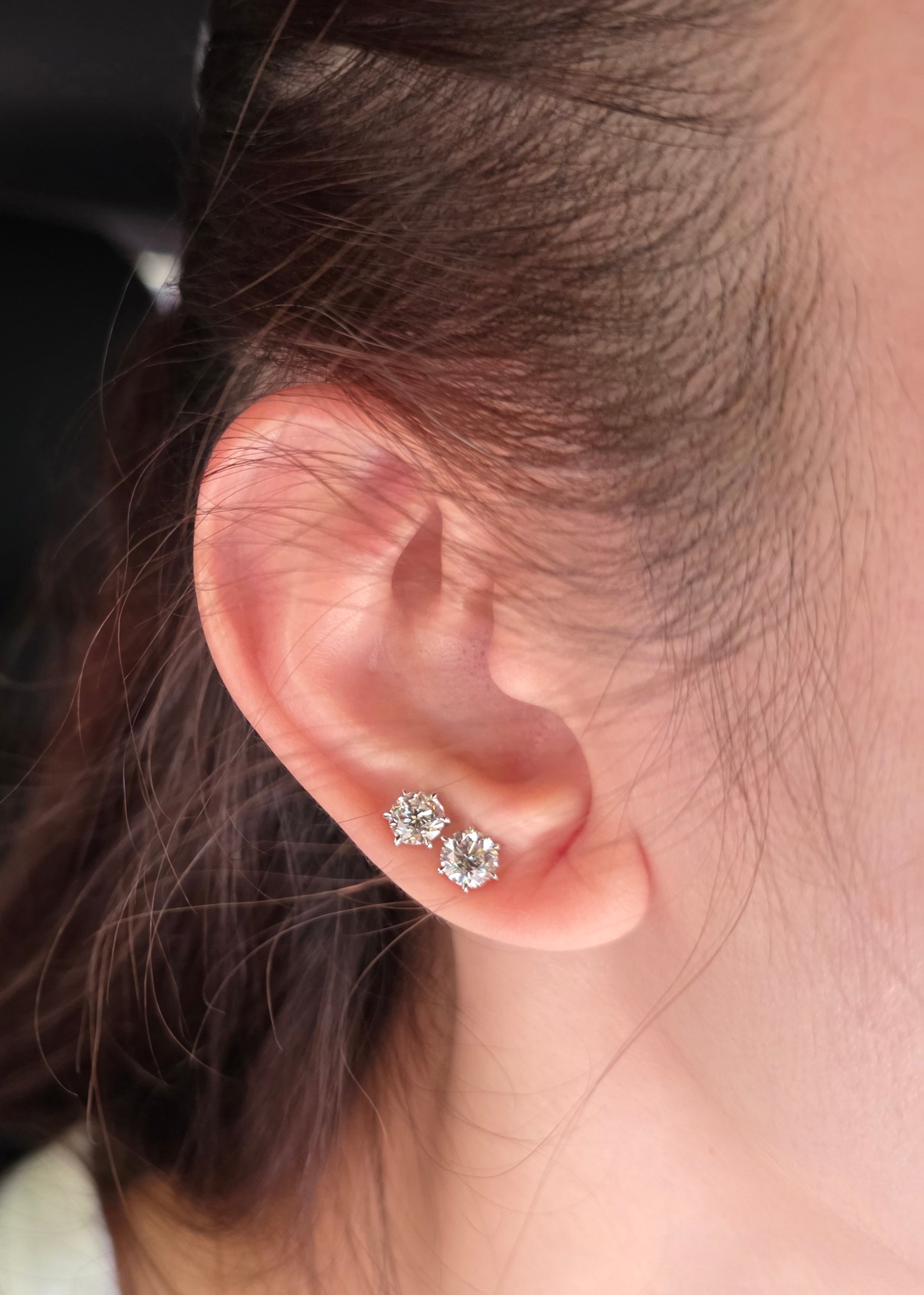 1.40 Total Carats Natural Diamond Stud Earrings