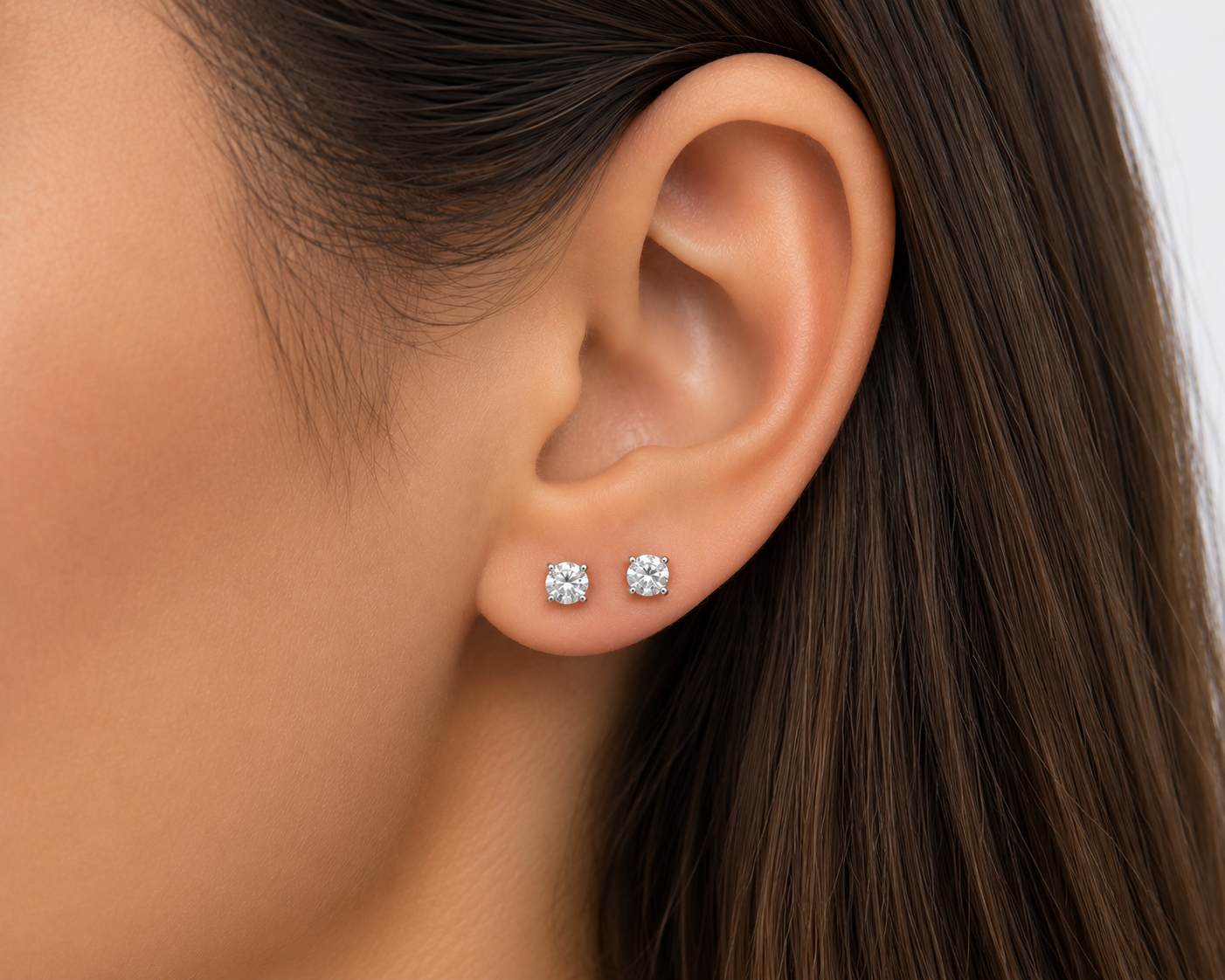 0.40 Total Carats Round Brilliant Natural Diamond Stud Earrings